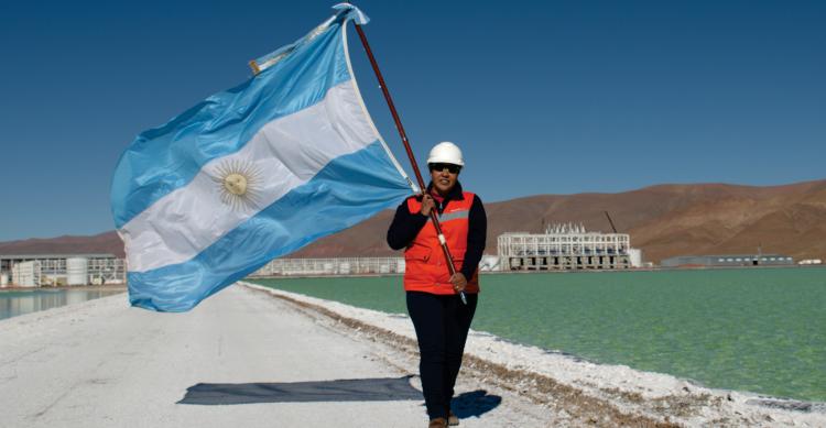 A falta de Secretario de Minería , el gobierno presenta un sitio web con información para inversores de la PDAC 2024 A falta de Secretario de Minería , el gobierno presenta un sitio web con información para inversores de la PDAC 2024