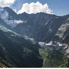 Reforma a la Ley de Glaciares: el oficialismo acelera en Diputados