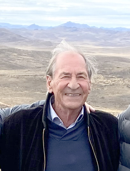 Alberto Cholino, Pte. Cámara Minera de Río Negro: "Con Calcatreu, la Región Sur cambiará para bien al poner en valor un recurso extraordinario" Alberto Cholino, Pte. Cámara Minera de Río Negro: "Con Calcatreu, la Región Sur cambiará para bien al poner en valor un recurso extraordinario"