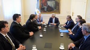 Catamarca: Alberto Fernández, Raúl Jalil, el CEO de Yamana y la esquiva licencia social de Agua Rica Catamarca: Alberto Fernández, Raúl Jalil, el CEO de Yamana y la esquiva licencia social de Agua Rica