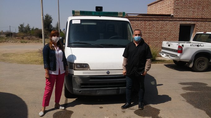 Catamarca: De la mano de Minera Alumbrera recuperaron una ambulancia que estaba abandonada Catamarca: De la mano de Minera Alumbrera recuperaron una ambulancia que estaba abandonada