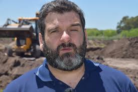 AOMA afuera de la CGT Olavarría: "amontonar no es armar" AOMA afuera de la CGT Olavarría: "amontonar no es armar"