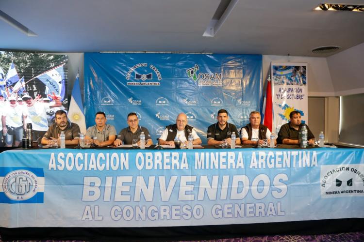 AOMA: La agrupación minera "17 de octubre" realizó su plenario nacional donde  defendió los derechos de los trabajadores