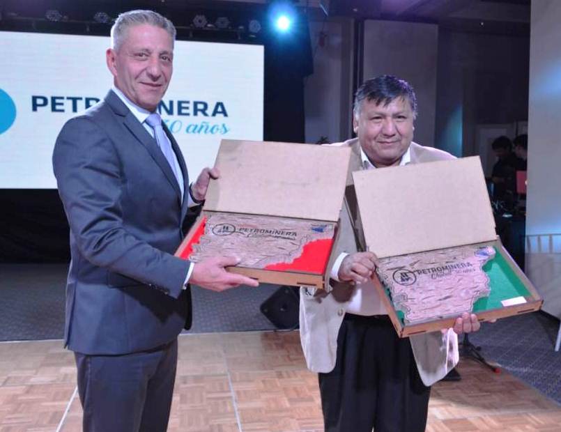 Chubut: Ávila sostuvo que "Si vamos a hacer la minería en Chubut, Petrominera es la empresa de energía que tiene que estar al frente" Chubut: Ávila sostuvo que "Si vamos a hacer la minería en Chubut, Petrominera es la empresa de energía que tiene que estar al frente"