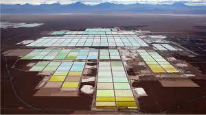 Baterías de teléfonos están creando unos impactantes paisajes en Sudamérica Baterías de teléfonos están creando unos impactantes paisajes en Sudamérica