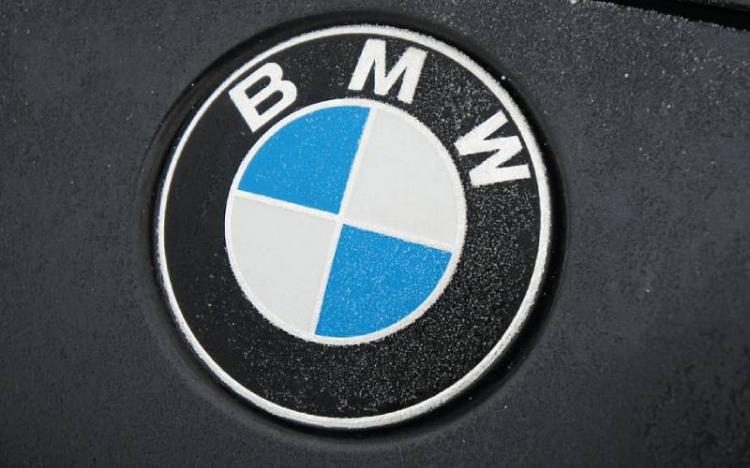 BMW Group invierte en un método innovador para la extracción eficiente y sostenible de litio BMW Group invierte en un método innovador para la extracción eficiente y sostenible de litio
