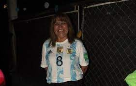 Bomba Mundial: la madre de un crack de la selección argentina se lanza a la política en una ciudad minera Bomba Mundial: la madre de un crack de la selección argentina se lanza a la política en una ciudad minera