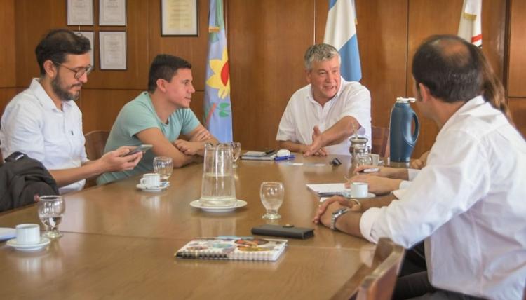 Buenos Aires: Aguilera mantuvo un encuentro con el presidente del Astillero Río Santiago Buenos Aires: Aguilera mantuvo un encuentro con el presidente del Astillero Río Santiago