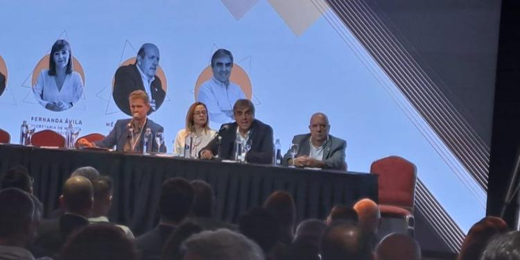 CAEM en "Argentina Oro, Plata y Cobre": las necesidades para transformar potencial en realidad CAEM en "Argentina Oro, Plata y Cobre": las necesidades para transformar potencial en realidad