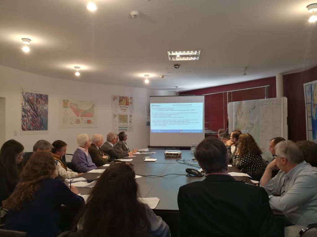 CAEM participó en encuentro de la Comisión de la Carta Geológica CAEM participó en encuentro de la Comisión de la Carta Geológica