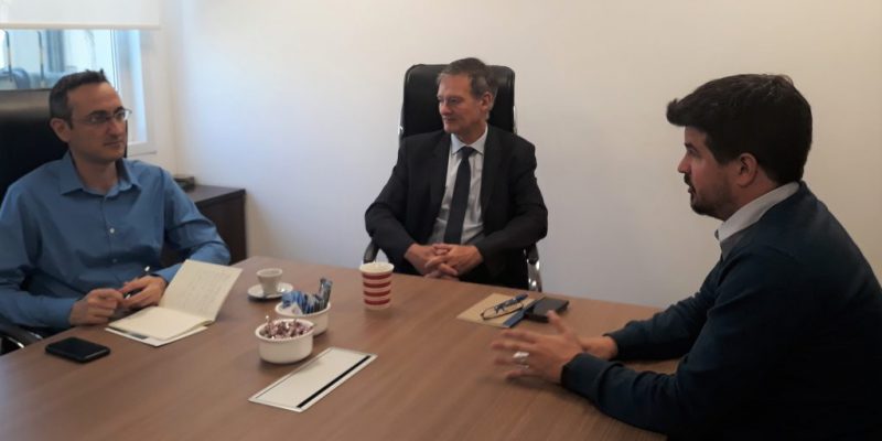 Autoridades de la CAEM se reunieron con directivo de Mineros S.A. Autoridades de la CAEM se reunieron con directivo de Mineros S.A.