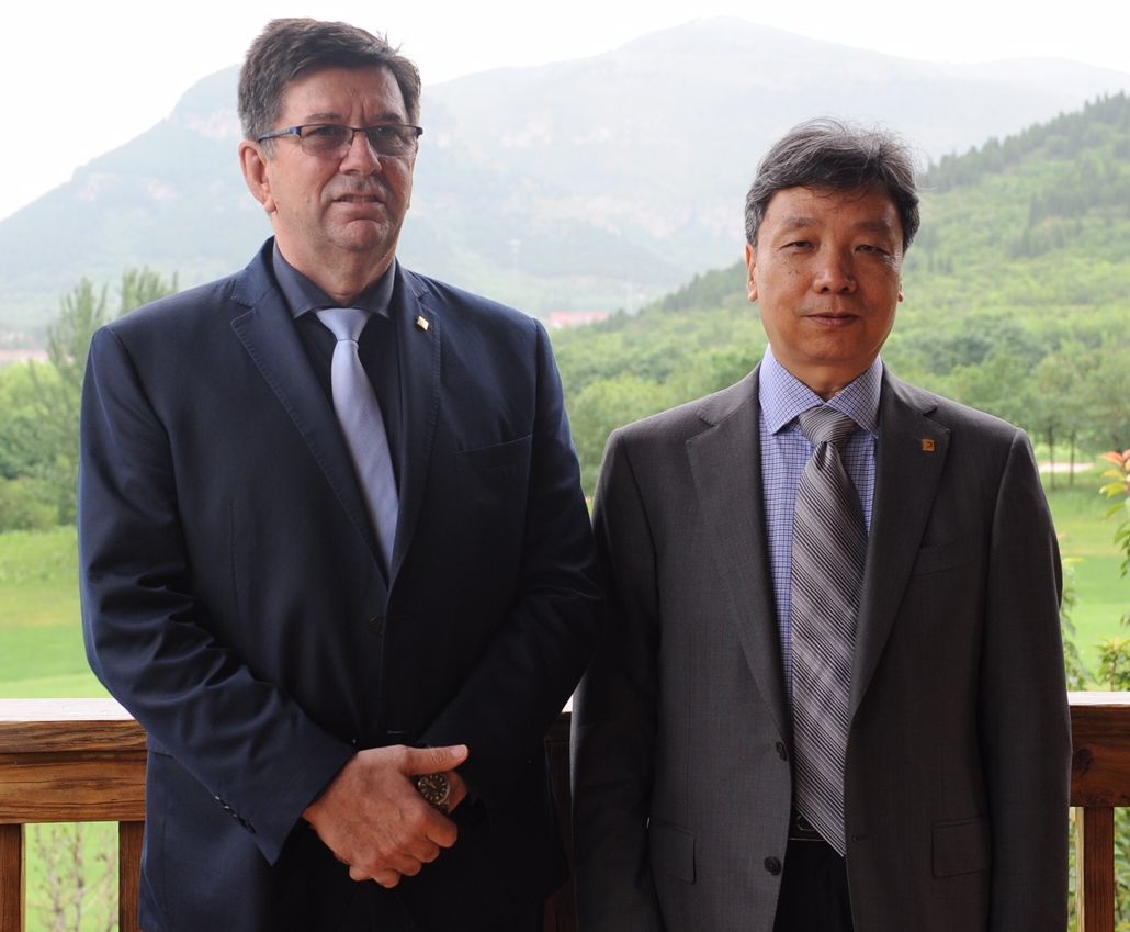Presidente de Shandong Gold visitará la Argentina luego de recibir en China al subsecretario de desarrollo minero Presidente de Shandong Gold visitará la Argentina luego de recibir en China al subsecretario de desarrollo minero