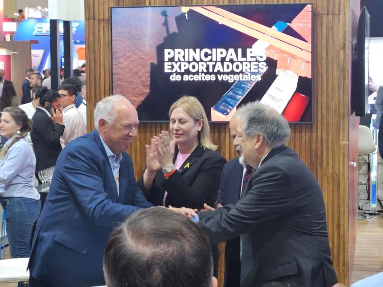 CAPMIN firmó un convenio con la Provincia de Santa Fe CAPMIN firmó un convenio con la Provincia de Santa Fe