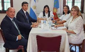 Catamarca/Caray cruz: Litio; la ventana se entorna Catamarca/Caray cruz: Litio; la ventana se entorna