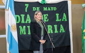 Catamarca: Centurión encabezó el acto por el Día de la Minería en la Escuela "Bernardo Houssay" Catamarca: Centurión encabezó el acto por el Día de la Minería en la Escuela "Bernardo Houssay"