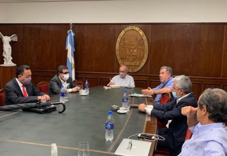 Catamarca: El Directorio de YMAD se reunió con autoridades de la UNT Catamarca: El Directorio de YMAD se reunió con autoridades de la UNT