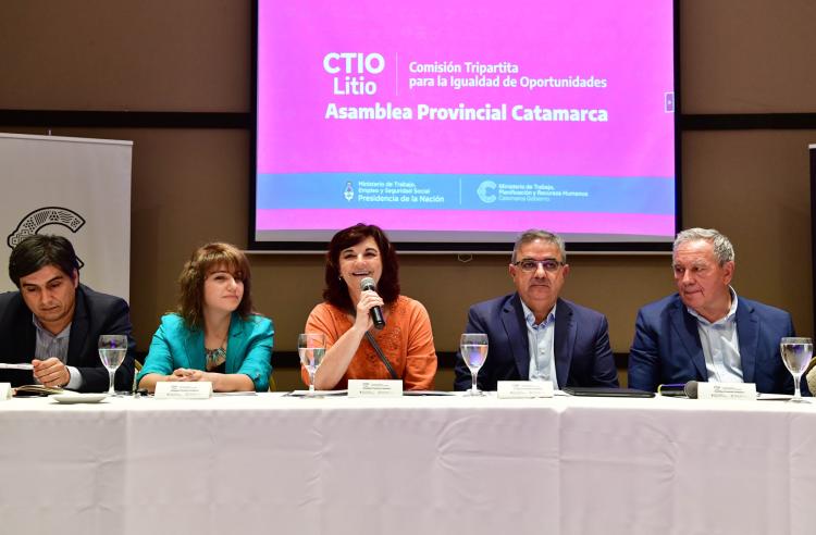 Catamarca/ La ministra de Trabajo en la provincia: "Hoy estamos logrando recuperar el trabajo, genuino y con derechos" Catamarca/ La ministra de Trabajo en la provincia: "Hoy estamos logrando recuperar el trabajo, genuino y con derechos"
