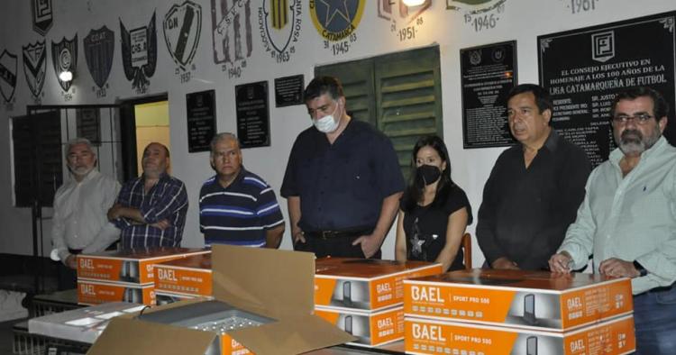 Catamarca: Liga Catamarqueña recibió las nuevas luces por parte del sector minero Catamarca: Liga Catamarqueña recibió las nuevas luces por parte del sector minero