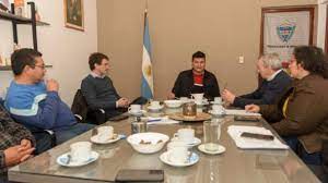 Catamarca: Manzi y Monti llevaron una propuesta para reactivar el diálogo en Andalgalá Catamarca: Manzi y Monti llevaron una propuesta para reactivar el diálogo en Andalgalá