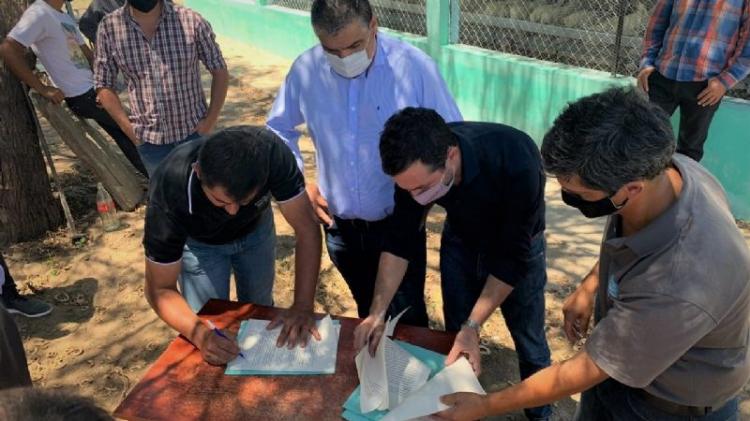 Catamarca: Ponen en funcionamiento dos nuevos establecimientos avícolas en Andalgalá Catamarca: Ponen en funcionamiento dos nuevos establecimientos avícolas en Andalgalá