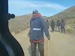 Catamarca: Un grupo de personas bloqueó el paso al personal de Minas Capillinas Catamarca: Un grupo de personas bloqueó el paso al personal de Minas Capillinas