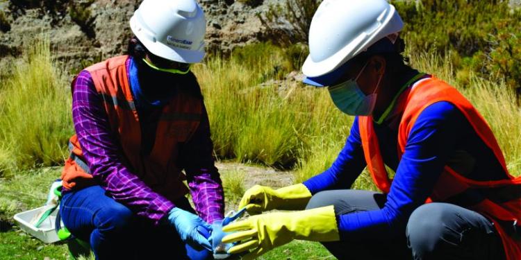 Charla sobre minería con estudiantes de escuela secundaria Charla sobre minería con estudiantes de escuela secundaria