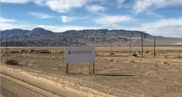 Chile presenta demanda arbitral contra Albemarle por regalías de litio Chile presenta demanda arbitral contra Albemarle por regalías de litio