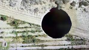 Chile "sancionará" a los responsables del socavón cerca de la mina de cobre
