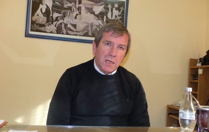 Chubut: Afirman que "muchos firmaron la iniciativa popular "sin conocimiento" Chubut: Afirman que "muchos firmaron la iniciativa popular "sin conocimiento"