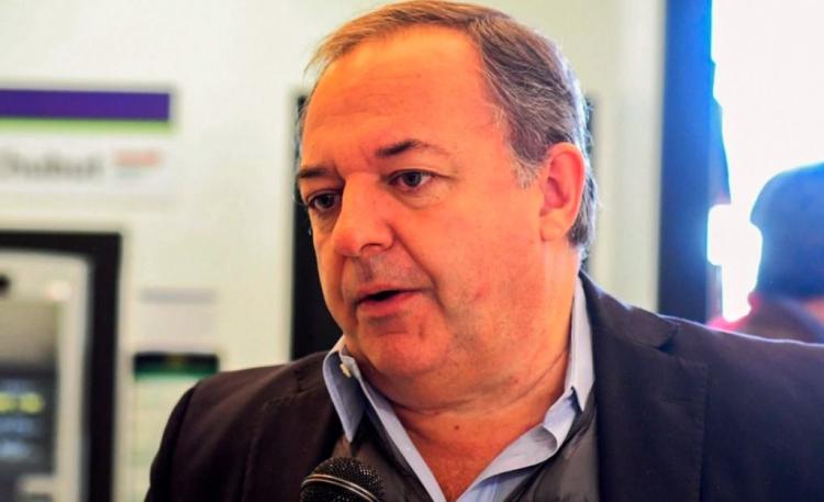 Chubut: Arzani sobre la ausencia de algunos sectores en el debate minero: "Vemos que a veces son posicionamientos políticos en un año de elecciones" Chubut: Arzani sobre la ausencia de algunos sectores en el debate minero: "Vemos que a veces son posicionamientos políticos en un año de elecciones"