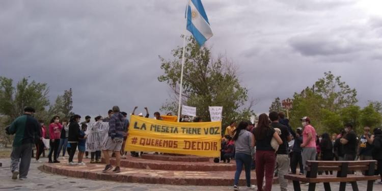 Chubut: Integrantes de la comunidad originaria Mallín de los Cual negaron haber presentado un amparo contra la zonificación minera en la Meseta Chubut: Integrantes de la comunidad originaria Mallín de los Cual negaron haber presentado un amparo contra la zonificación minera en la Meseta