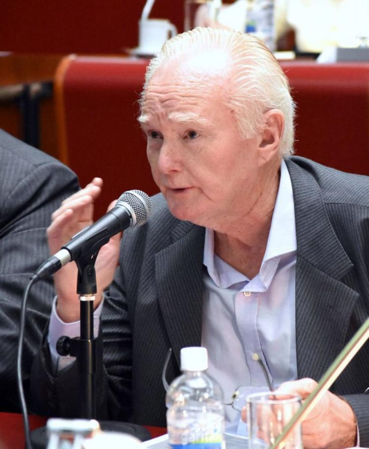 Chubut: Mientras continúa con su postura antiminera, Petersen se refirió a la alianza con el PRO y la UCR Chubut: Mientras continúa con su postura antiminera, Petersen se refirió a la alianza con el PRO y la UCR