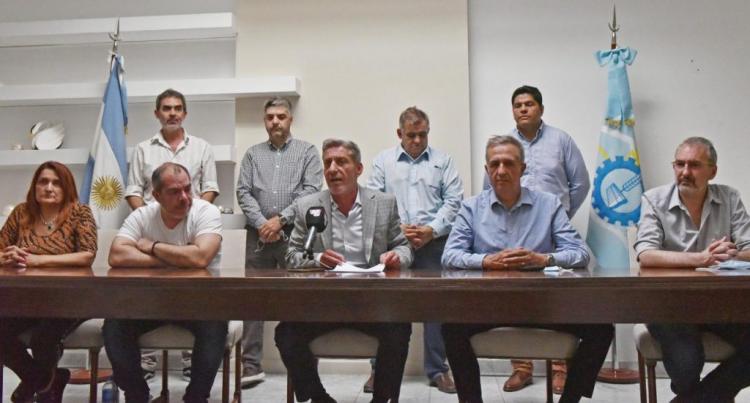 Chubut: Rechazo de provincias mineras y grandes empresas a la derogación de la ley que habilitaba la minería Chubut: Rechazo de provincias mineras y grandes empresas a la derogación de la ley que habilitaba la minería