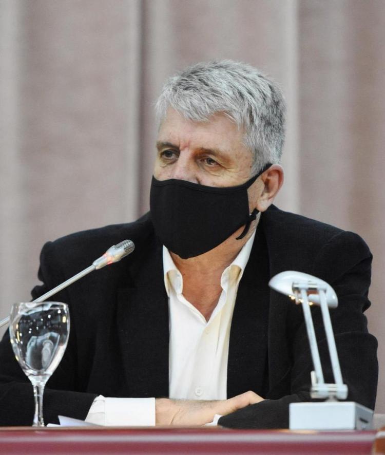 Chubut/Una interna más en el peronismo: Eliceche armará un unibloque Chubut/Una interna más en el peronismo: Eliceche armará un unibloque