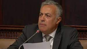 Cobre y agua: el futuro de Mendoza, en el discurso del "play" de Cornejo Cobre y agua: el futuro de Mendoza, en el discurso del "play" de Cornejo