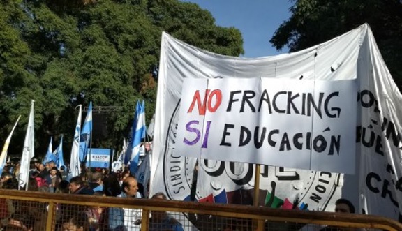 En Vaca Muerta ponen a la comunicación en primer lugar para evitar que se convierta en otra Botnia