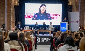 Con más tecnología, hay más mujeres jefas en las áreas de operación minera Con más tecnología, hay más mujeres jefas en las áreas de operación minera