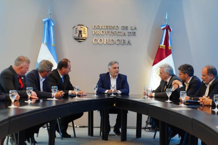 Córdoba: Llaryora recibió a referentes del sector minero nacional Córdoba: Llaryora recibió a referentes del sector minero nacional