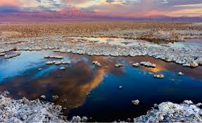 Chile: Dos empresas mineras se pelean por el impacto ambiental de sus actividades en las aguas y en el salar de Atacama