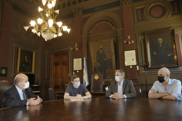 El Gobierno bonaerense asistió a la UNLP para becas a operadores en fabricación de baterías de litio El Gobierno bonaerense asistió a la UNLP para becas a operadores en fabricación de baterías de litio