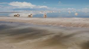 El triángulo del litio: ¿desarrollo industrial o modelo extractivista exportador? El triángulo del litio: ¿desarrollo industrial o modelo extractivista exportador?