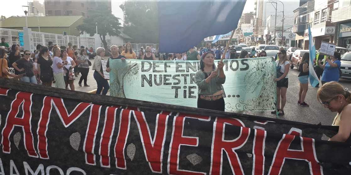 Chubut: Antimineros especulan que "el Gobierno está esperando que bajemos la guardia" Chubut: Antimineros especulan que "el Gobierno está esperando que bajemos la guardia"