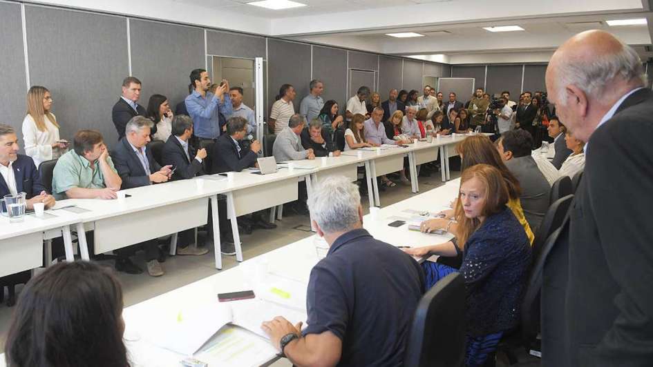 Mendoza: El Gobierno acuerda con el PJ reformar la 7.722: mañana se aprueba Mendoza: El Gobierno acuerda con el PJ reformar la 7.722: mañana se aprueba