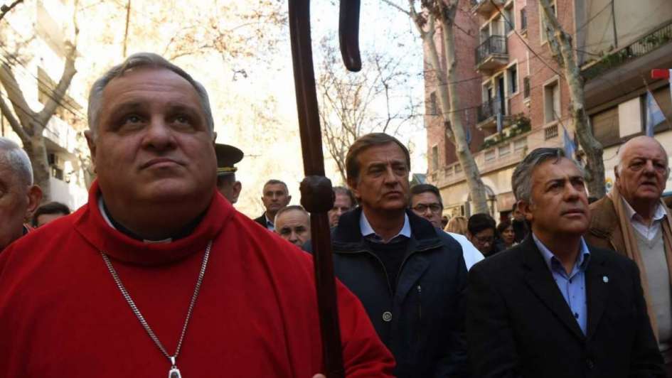Mendoza: El gobierno rechaza objeciones de la Iglesia por Hierro Indio Mendoza: El gobierno rechaza objeciones de la Iglesia por Hierro Indio