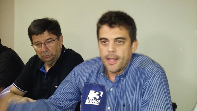 Santa Cruz: Denuncian que el interventor de Cambiemos en YCRT gana 300 mil pesos y deja sin trabajo a 500 mineros Santa Cruz: Denuncian que el interventor de Cambiemos en YCRT gana 300 mil pesos y deja sin trabajo a 500 mineros