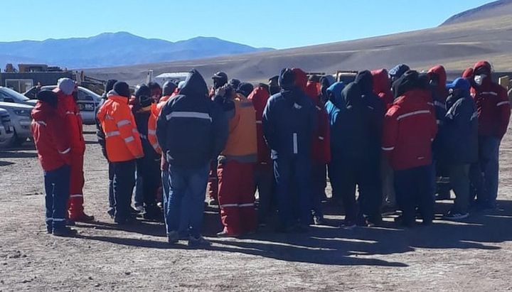 Salta: En la Puna 150 mineros exigen PCR para ver si tienen COVID Salta: En la Puna 150 mineros exigen PCR para ver si tienen COVID