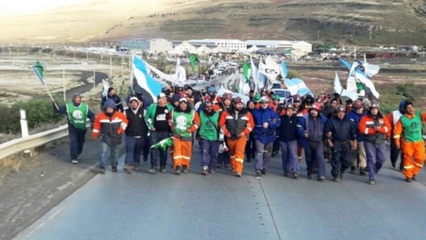 Santa Cruz: Habrá sesión extraordinaria en apoyo a los mineros de Río Turbio Santa Cruz: Habrá sesión extraordinaria en apoyo a los mineros de Río Turbio