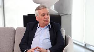 Favio Casarin: "Necesitamos técnicos en minería y oil & gas especializados en inteligencia artificial" Favio Casarin: "Necesitamos técnicos en minería y oil & gas especializados en inteligencia artificial"