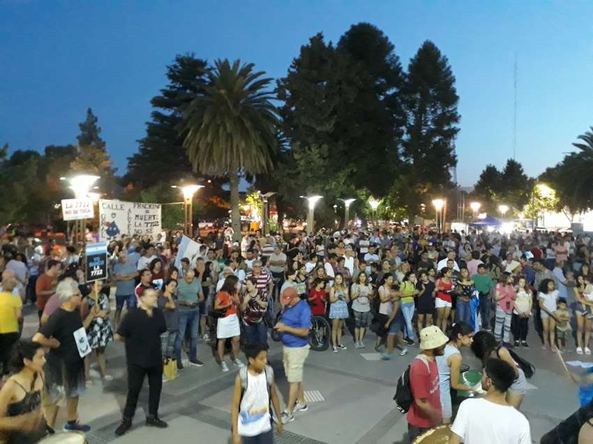 Mendoza: Fuerte rechazo en Alvear a la modificación de la ley 7.722 Mendoza: Fuerte rechazo en Alvear a la modificación de la ley 7.722