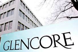 Glencore les da salida a tres principales directivos Glencore les da salida a tres principales directivos